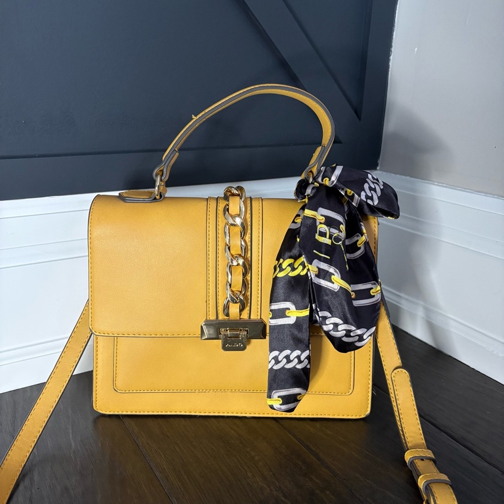 Aldo Women’s Mustard Yellow Handbag & Crossbody Gold Chain Detailing